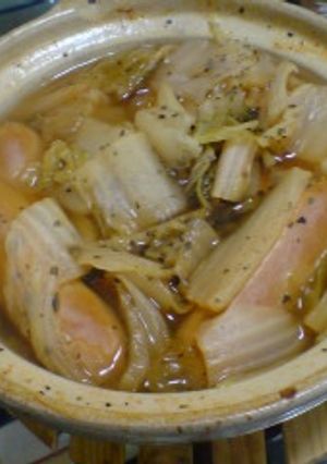 土鍋で作る！ウィンナーと白菜のバジル煮-レシピのメイン写真