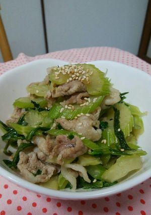 セロリと豚肉の塩胡椒炒め(^^)✨-レシピのメイン写真