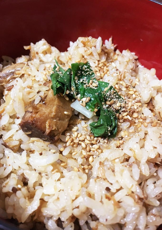 鯖缶で炊き込みご飯♪-レシピのメイン写真