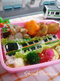 キャラ弁☆電車おにぎり弁当-レシピのメイン写真