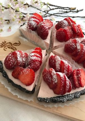 苺のヨーグルトレアチーズケーキ-レシピのメイン写真