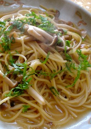 きのこの梅バタスープパスタ-レシピのメイン写真