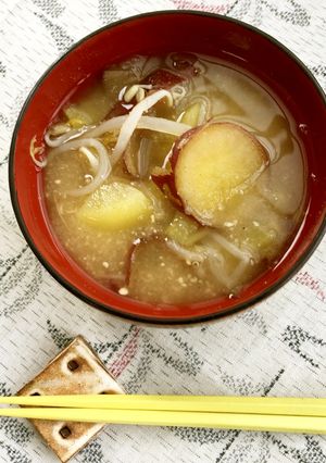 さつまいも＆もやしの味噌汁-レシピのメイン写真