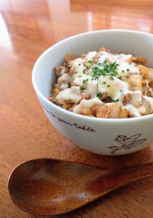 ひき肉チーズ丼-レシピのメイン写真
