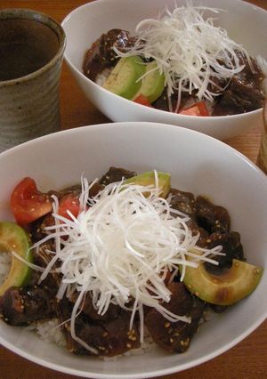 お得な血合い肉で『POKE丼』-レシピのメイン写真