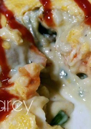 中からとろ～り♪ホワイトソースオムレツ-レシピのメイン写真