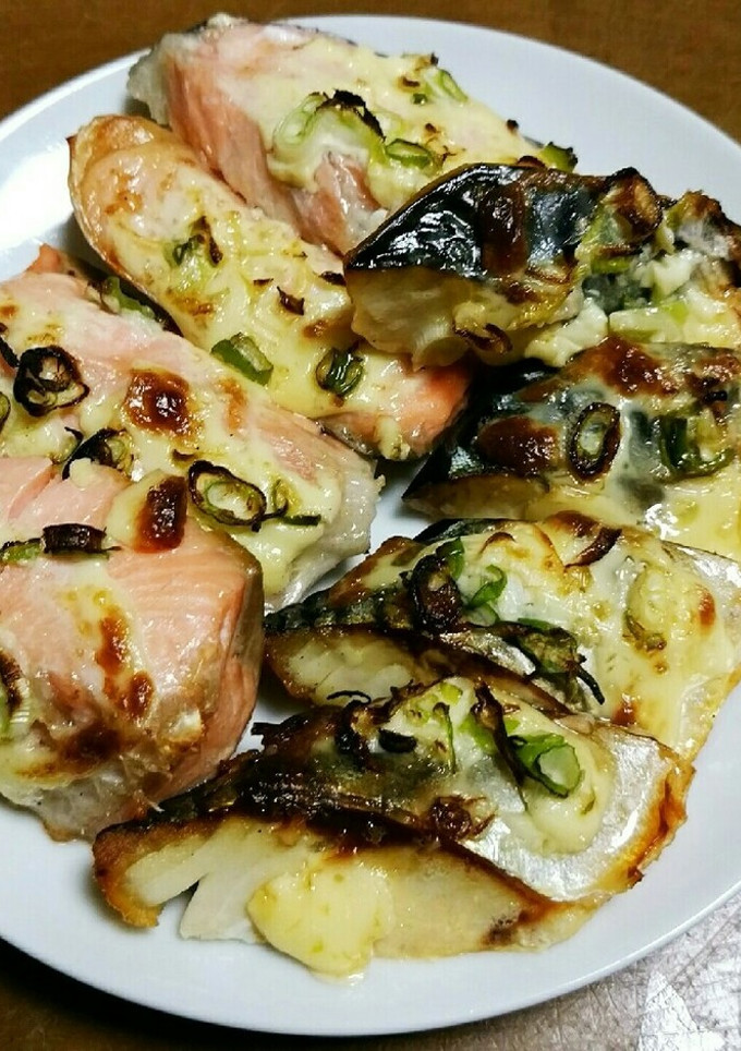 簡単！塩鯖と塩鮭のマヨネーズグリル焼き-レシピのメイン写真