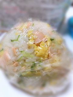 簡単鮭と卵と水菜のおにぎり-レシピのメイン写真