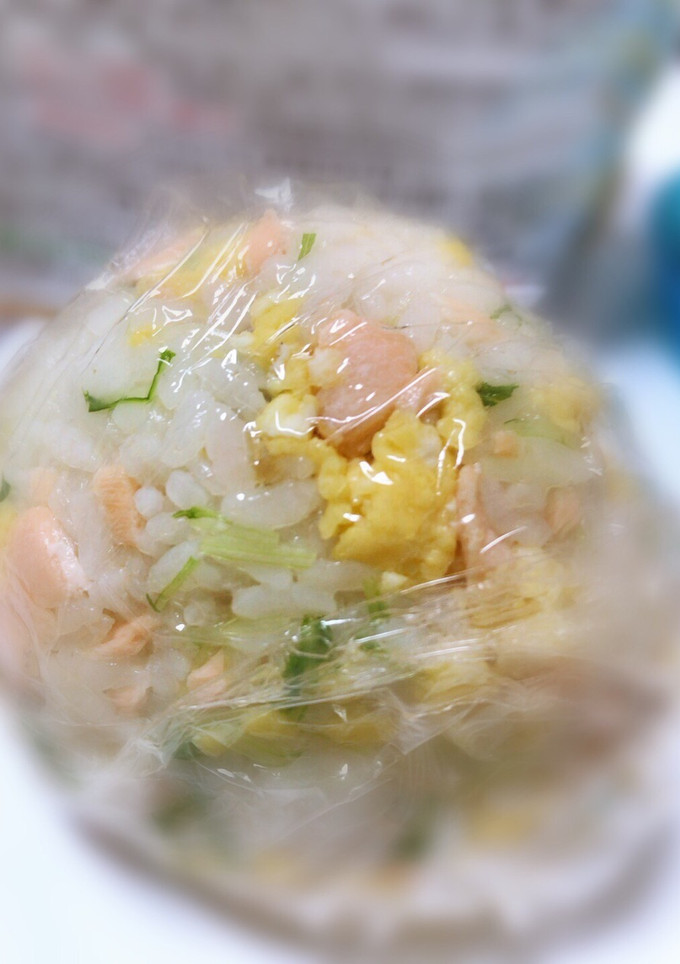簡単鮭と卵と水菜のおにぎり-レシピのメイン写真