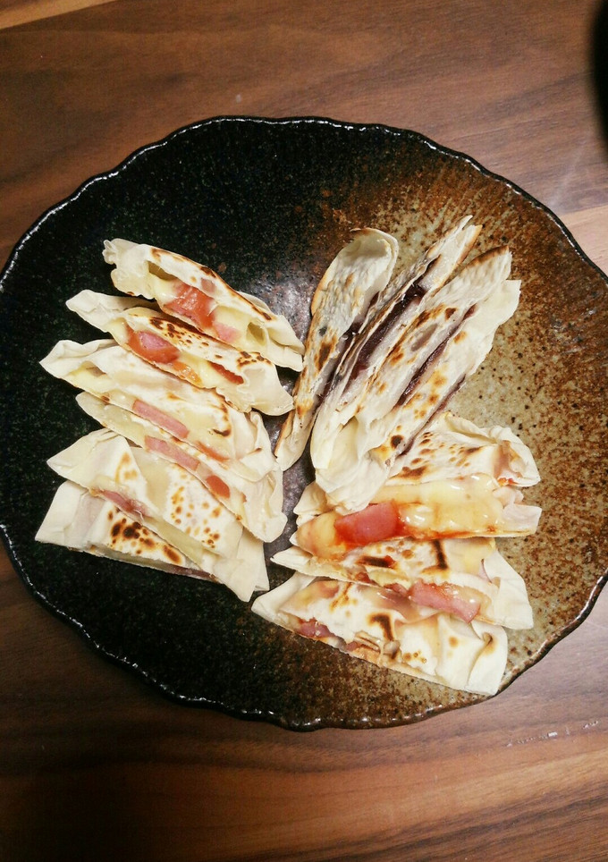 4種類のカルツォーネ　簡単　キャンプ-レシピのメイン写真