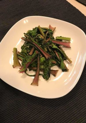 農家の食卓〜本紅かぶの葉の辛み炒め〜-レシピのメイン写真