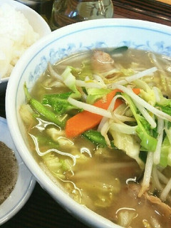 中華屋で酢と胡椒(野菜炒めやタンメン)-レシピのメイン写真