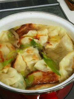 ピリ辛焼き餃子スープ-レシピのメイン写真