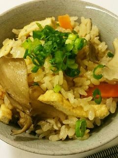 我が家の舞茸ご飯(炊き込み)-レシピのメイン写真