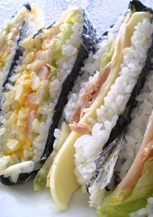 海苔でおにぎり？お寿司？サンドイッチ？-レシピのメイン写真