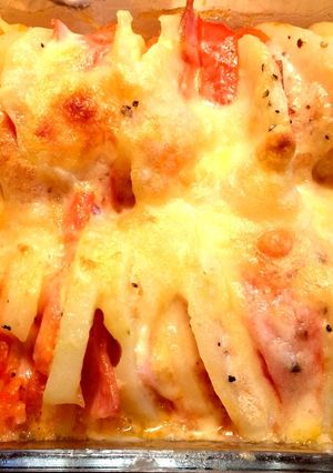 ジャガイモとハムとトマトのチーズ焼き!-レシピのメイン写真