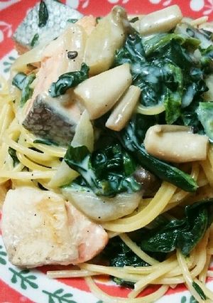 鮭&ホウレン草の豆乳スパゲティ-レシピのメイン写真