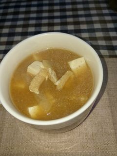 大根と油揚げと豆腐のお味噌汁-レシピのメイン写真