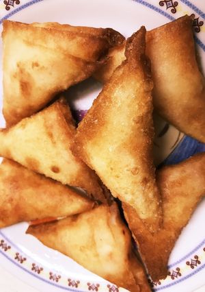 チーズとろける☆ツナとコーンの三角春巻き-レシピのメイン写真