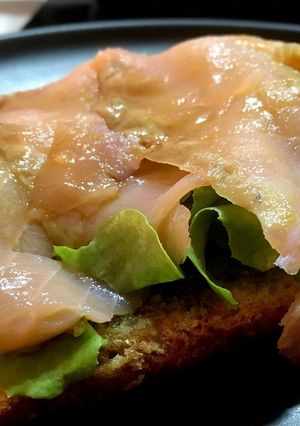3分で完成！スモークサーモンサンド-レシピのメイン写真