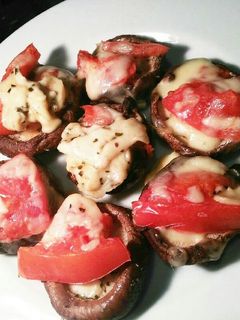 椎茸&トマトのバジルチーズ焼き-レシピのメイン写真