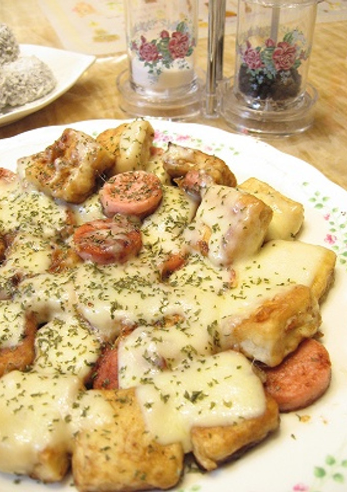ソーセージとお豆腐のチーズ焼き-レシピのメイン写真