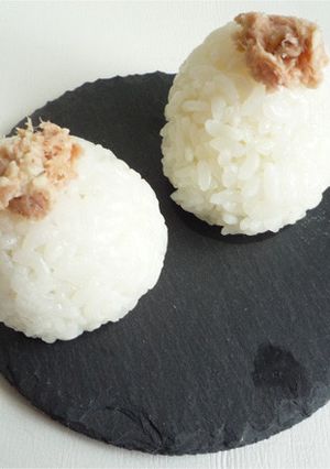 ツナと酒粕のおにぎり-レシピのメイン写真