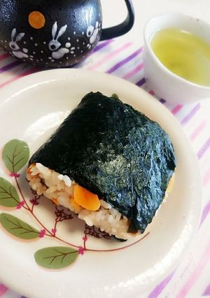 ご飯にみそかつおにんにくと唐辛子の佃煮♬-レシピのメイン写真