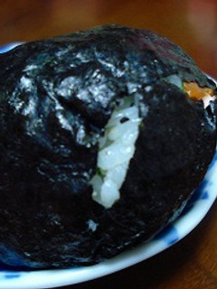 楽うま栄養満点おにぎり♪ひじきの煮物使用-レシピのメイン写真