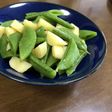 スナップエンドウとジャガイモの洋風和え