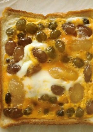 レンジで２分♪甘納豆とたまごのパン-レシピのメイン写真