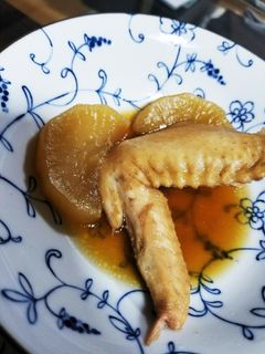 大根と手羽元の煮物。-レシピのメイン写真