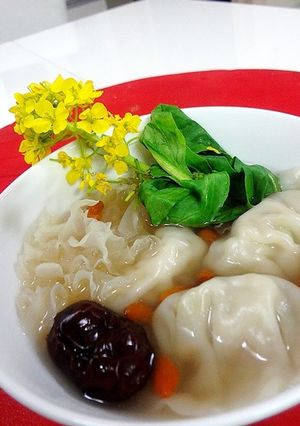 大根とパクチーの水餃子♡薬膳スープ仕立て-レシピのメイン写真