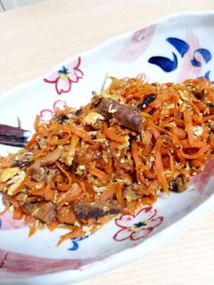 ☆鯖缶で5分!生姜が香る人参しりしり☆-レシピのメイン写真