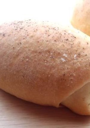 手軽に作れて美味しい♪ベーコンロールパン-レシピのメイン写真