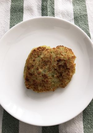 離乳食☆じゃがいもと豆腐 おやき-レシピのメイン写真