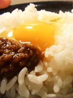 醤油こうじで卵ごはん(TKG)-レシピのメイン写真