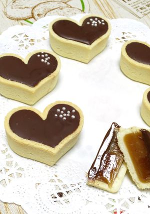 【簡単】ハート型キャラメルチョコタルト-レシピのメイン写真