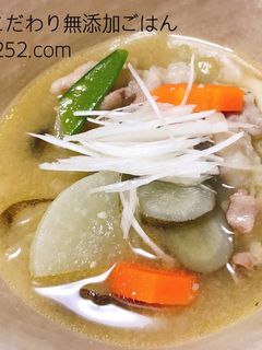 簡単ひと手間で美味しくなる!基本の豚汁-レシピのメイン写真
