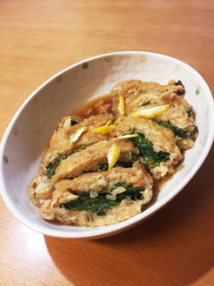 簡単はさむだけ!小松菜と鶏肉の信田サンド-レシピのメイン写真