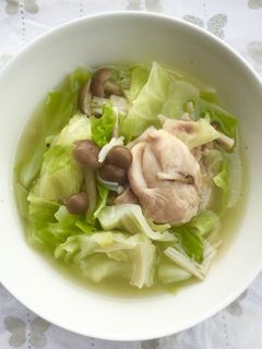 鶏肉とたっぷりキャベツの食べるスープ。-レシピのメイン写真