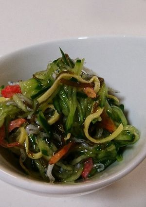 調味料いらず！キュウリともずくの酢の物-レシピのメイン写真