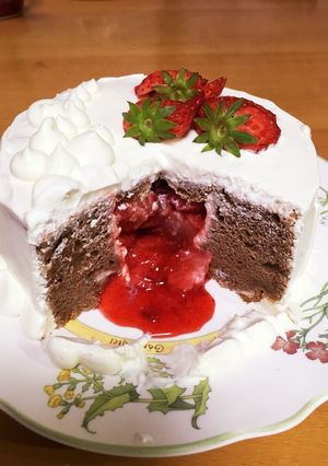 切って楽しい☆サプライズシフォンケーキ☆-レシピのメイン写真