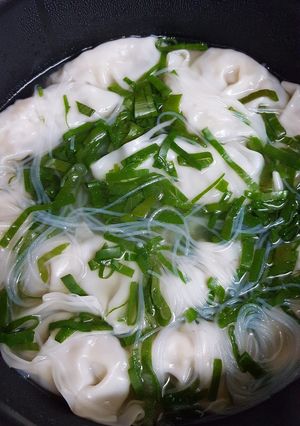 【簡単】春雨と餃子のスープ-レシピのメイン写真
