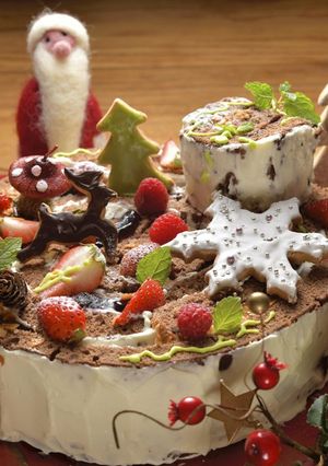 子どもと楽しく★切り株のクリスマスケーキ-レシピのメイン写真