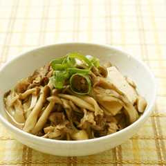 รูปของ きのこたっぷり♡肉豆腐
