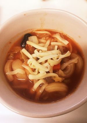 チーズとろりマカロニinミネストローネ-レシピのメイン写真
