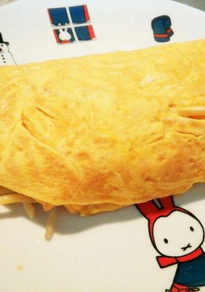 残った焼きそばで簡単オムソバ❤-レシピのメイン写真