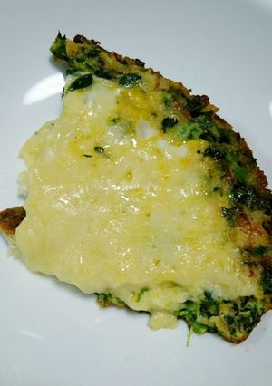 ほうれん草とチーズのオープンオムレツ-レシピのメイン写真