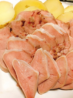 【炊飯器】豚タンの丸ごと塩茹で【放置】-レシピのメイン写真